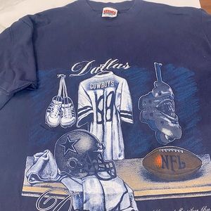 Vintage dallas cowboys tshirt, size Xl, navy blue, 80’s